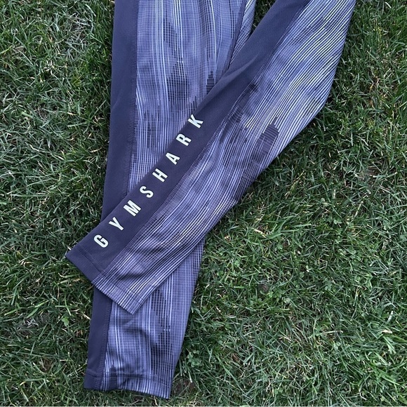 Gymshark Graphic Training Leggings Black w/ gray design | Size Medium - Picture 3 of 5